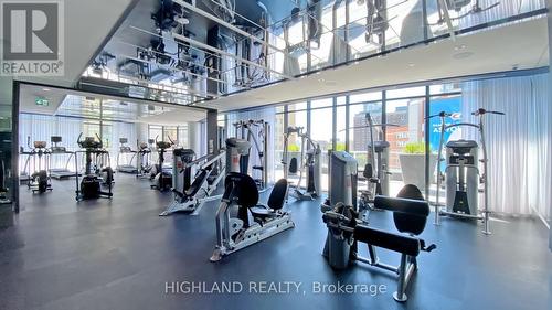 4202 - 403 Church Street, Toronto, ON - Indoor Photo Showing Gym Room