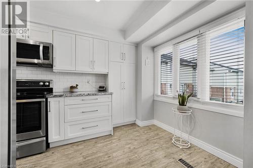 3460 South Millway Unit# 23, Mississauga, ON - Indoor Photo Showing Kitchen