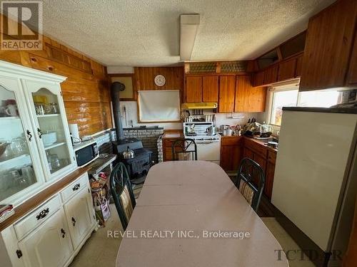 Lot 11 Papakomeka, Timmins (West), ON - Indoor Photo Showing Kitchen