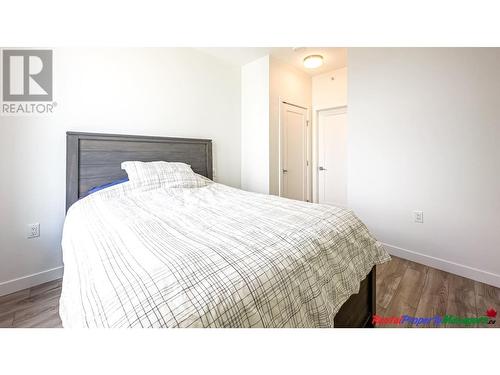 1902 6699 Dunblane Avenue, Burnaby, BC - Indoor Photo Showing Bedroom