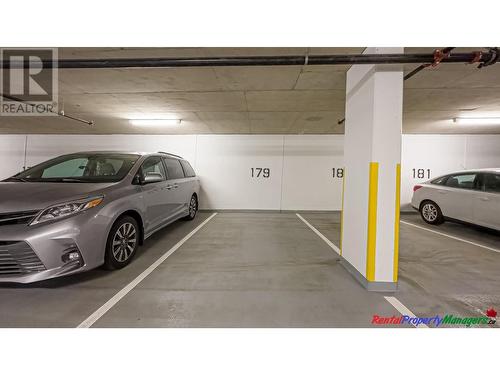 1902 6699 Dunblane Avenue, Burnaby, BC - Indoor Photo Showing Garage