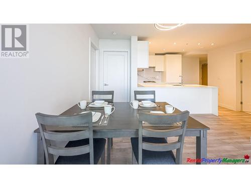 1902 6699 Dunblane Avenue, Burnaby, BC - Indoor Photo Showing Dining Room