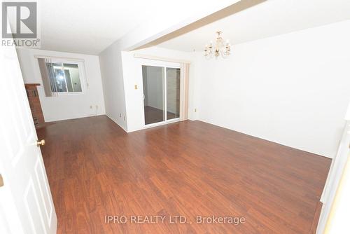 28 - 38 Elora Drive, Hamilton, ON - Indoor Photo Showing Other Room