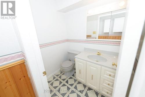 28 - 38 Elora Drive, Hamilton, ON - Indoor Photo Showing Bathroom