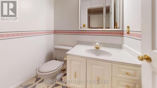 28 - 38 Elora Drive, Hamilton, ON - Indoor Photo Showing Bathroom