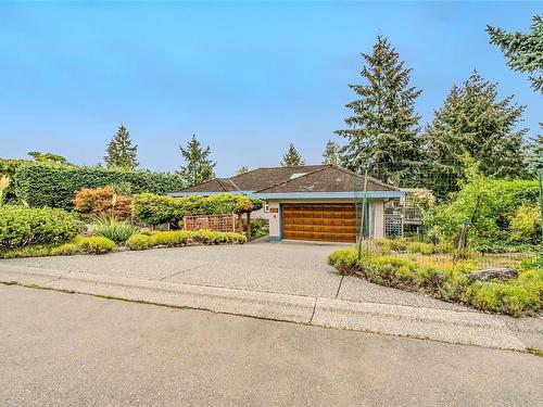 2270 Coventry Pl, Nanoose Bay, BC 