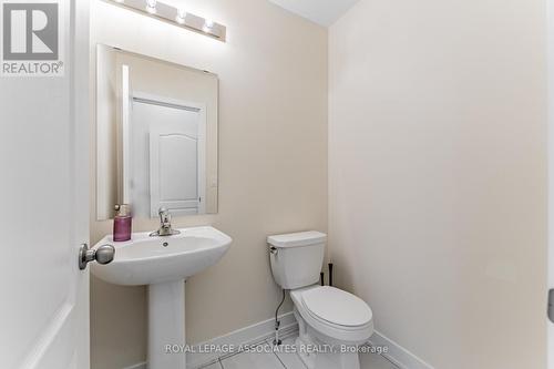 120 Hawkins Street, Georgina, ON - Indoor Photo Showing Bathroom