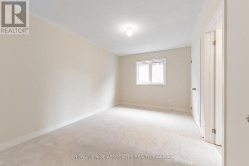 120 Hawkins Street, Georgina, ON - Indoor Photo Showing Other Room