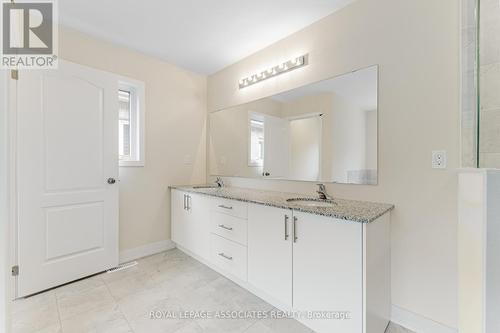 120 Hawkins Street, Georgina, ON - Indoor Photo Showing Bathroom