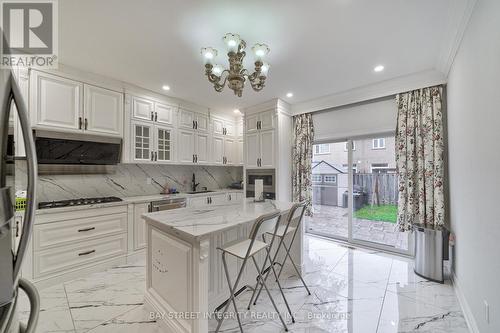 58 Princeton Avenue, Richmond Hill, ON - Indoor Photo Showing Kitchen