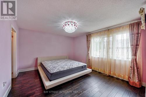 58 Princeton Avenue, Richmond Hill, ON - Indoor Photo Showing Bedroom