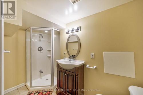 58 Princeton Avenue, Richmond Hill, ON - Indoor Photo Showing Bathroom