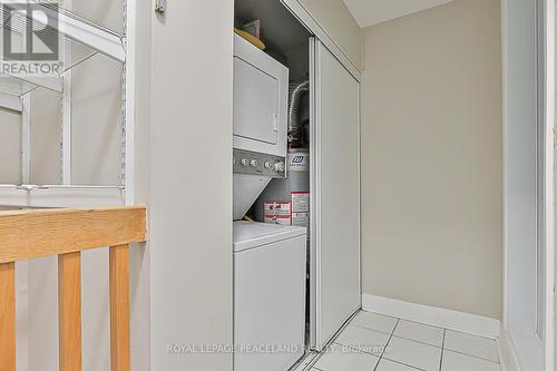 366 - 415 Jarvis Street, Toronto, ON -  Photo Showing Laundry Room