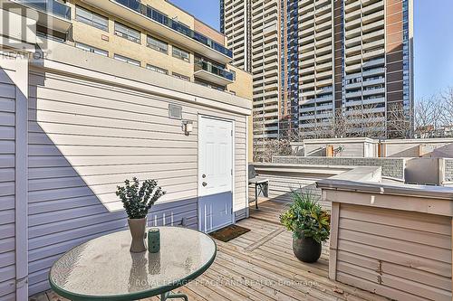 366 - 415 Jarvis Street, Toronto, ON - Outdoor