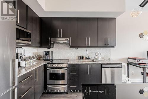 603 - 40 Esplanade Lane, Grimsby, ON - Indoor Photo Showing Kitchen With Upgraded Kitchen