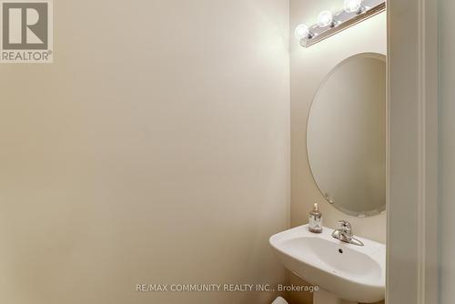 31 Padbury Trail, Brampton, ON - Indoor Photo Showing Bathroom