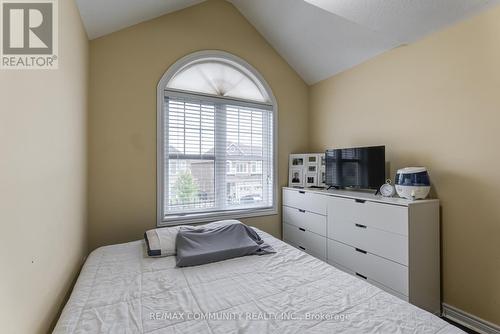 31 Padbury Trail, Brampton, ON - Indoor Photo Showing Bedroom