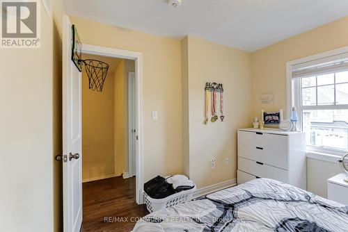 31 Padbury Trail, Brampton, ON - Indoor Photo Showing Bedroom