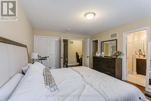 31 Padbury Trail, Brampton, ON - Indoor Photo Showing Bedroom