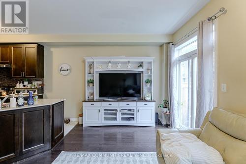 31 Padbury Trail, Brampton, ON - Indoor Photo Showing Living Room