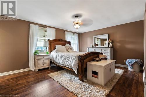 7087 Mount Forest Lane, Niagara Falls, ON - Indoor Photo Showing Bedroom