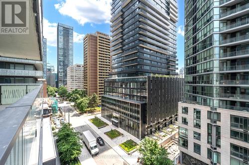 703 - 42 Charles Street E, Toronto, ON - Outdoor With Facade