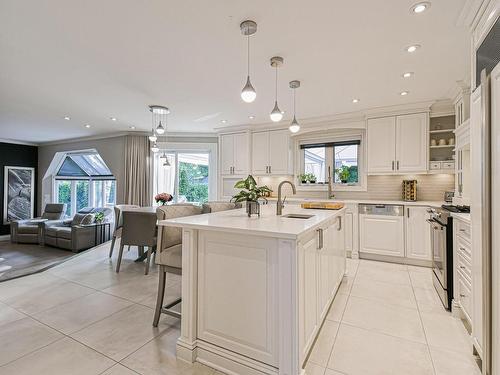 Kitchen - 612 Rue Du Beaujolais, Rosemère, QC - Indoor Photo Showing Kitchen With Upgraded Kitchen