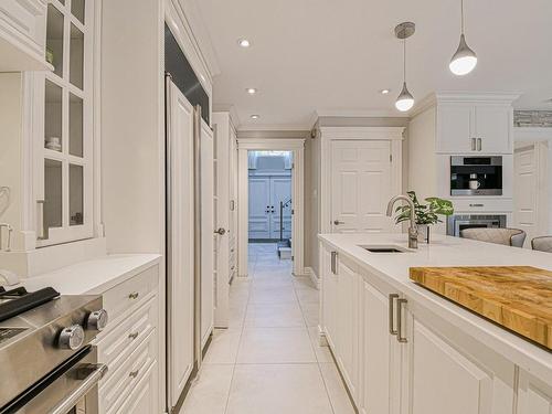 Kitchen - 612 Rue Du Beaujolais, Rosemère, QC - Indoor Photo Showing Kitchen With Upgraded Kitchen