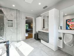 Ensuite bathroom - 