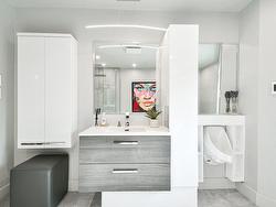 Ensuite bathroom - 