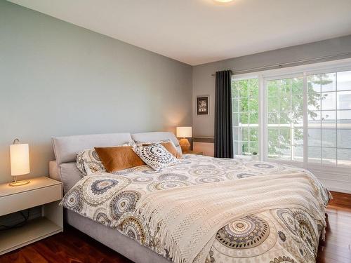 Chambre Ã Â coucher - 212 10E Avenue, Saint-Anicet, QC - Indoor Photo Showing Bedroom