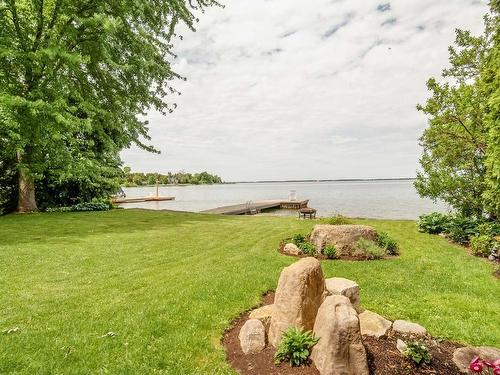 Vue sur l'eau - 212 10E Avenue, Saint-Anicet, QC - Outdoor With Body Of Water With View