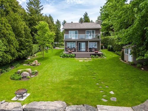 FaÃ§ade - 212 10E Avenue, Saint-Anicet, QC - Outdoor With Deck Patio Veranda