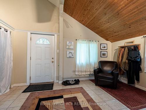 1290 Olde Base Line Rd, Caledon, ON - Indoor Photo Showing Other Room