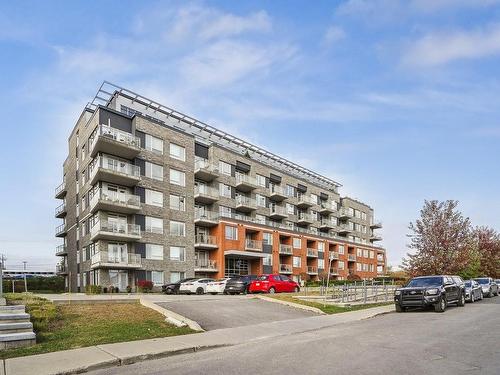 FaÃ§ade - 512-100 Rue Cartier, Saint-Lambert, QC - Outdoor With Facade