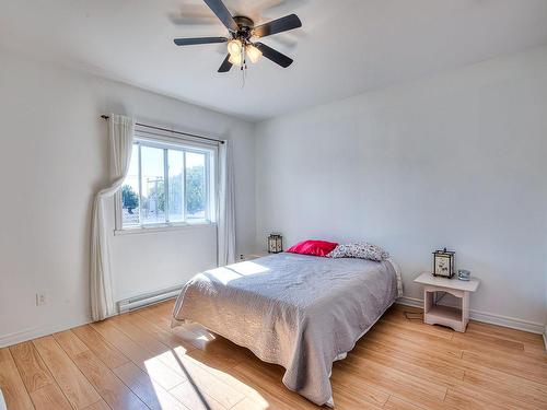 Chambre Ã  coucher principale - 63-12585 Rue Forsyth, Montréal (Rivière-Des-Prairies/Pointe-Aux-Trembles), QC - Indoor Photo Showing Bedroom