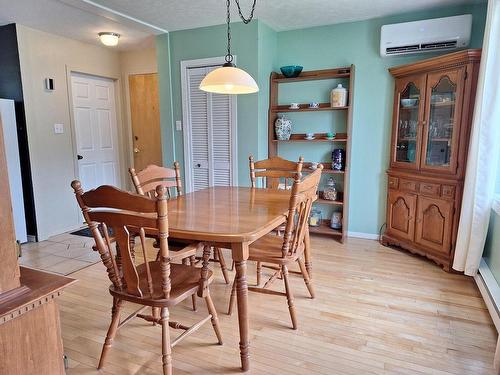 Dining room - 592 Rue Kenny, Gatineau (Buckingham), QC - Indoor Photo Showing Dining Room