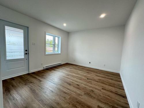 Salon - 266 Rue Perreault E., Rouyn-Noranda, QC - Indoor Photo Showing Other Room