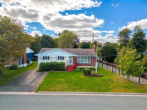 4 Tobin Drive, Dartmouth, NS 