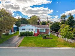 4 Tobin Drive  Dartmouth, NS B2W 1W8