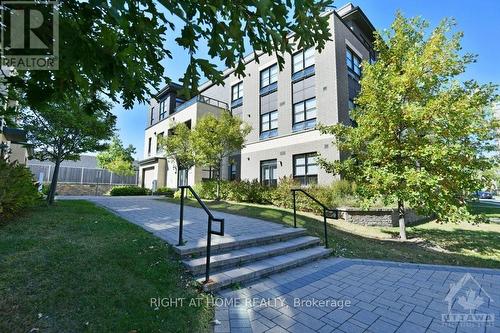 203 - 659 Sue Holloway Drive, Ottawa, ON - Outdoor