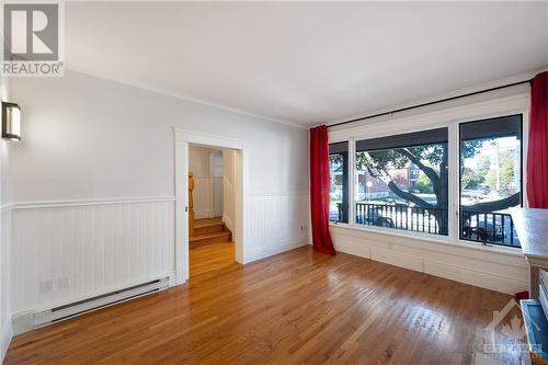 367 Mackay Street, Ottawa, ON - Indoor Photo Showing Other Room