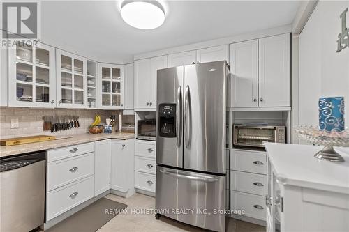 106 - 274 Ormond Street, Brockville, ON - Indoor Photo Showing Kitchen