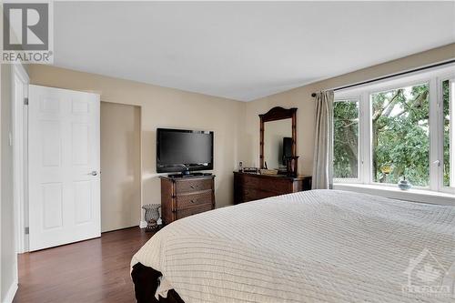 1715 Prestwick Drive, Ottawa, ON - Indoor Photo Showing Bedroom