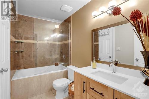 1715 Prestwick Drive, Ottawa, ON - Indoor Photo Showing Bathroom