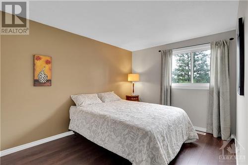 1715 Prestwick Drive, Ottawa, ON - Indoor Photo Showing Bedroom