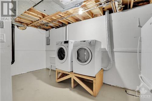 1715 Prestwick Drive, Ottawa, ON - Indoor Photo Showing Laundry Room