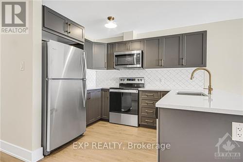 825 St John Street, Merrickville-Wolford, ON - Indoor Photo Showing Kitchen With Stainless Steel Kitchen With Upgraded Kitchen