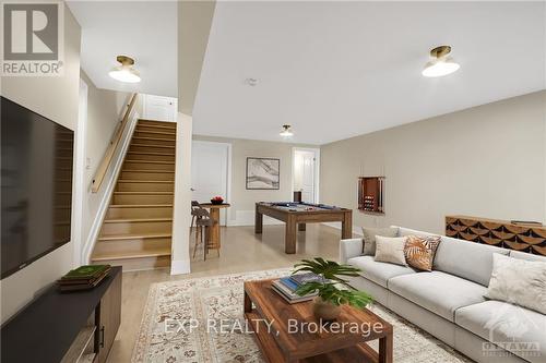 825 St John Street, Merrickville-Wolford, ON - Indoor Photo Showing Living Room