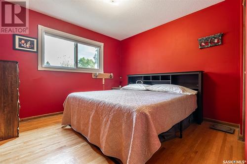 5 Rupert Drive, Saskatoon, SK - Indoor Photo Showing Bedroom